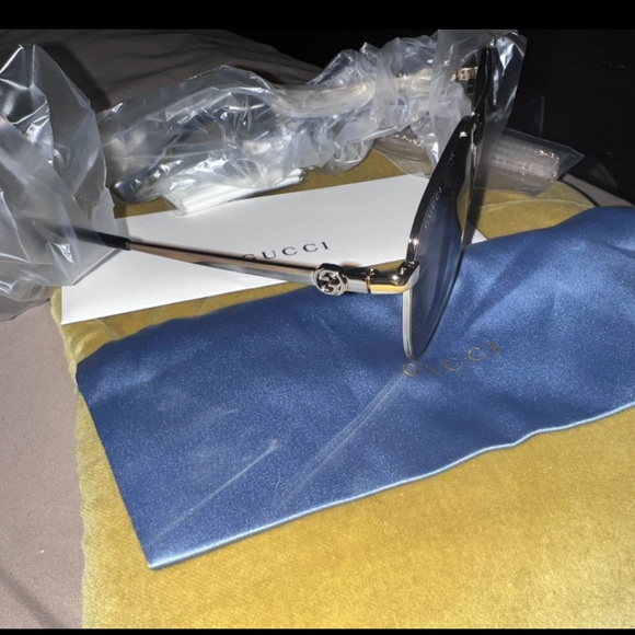 Gucci GG1088S, Aviator with chain - Picture 3 of 3